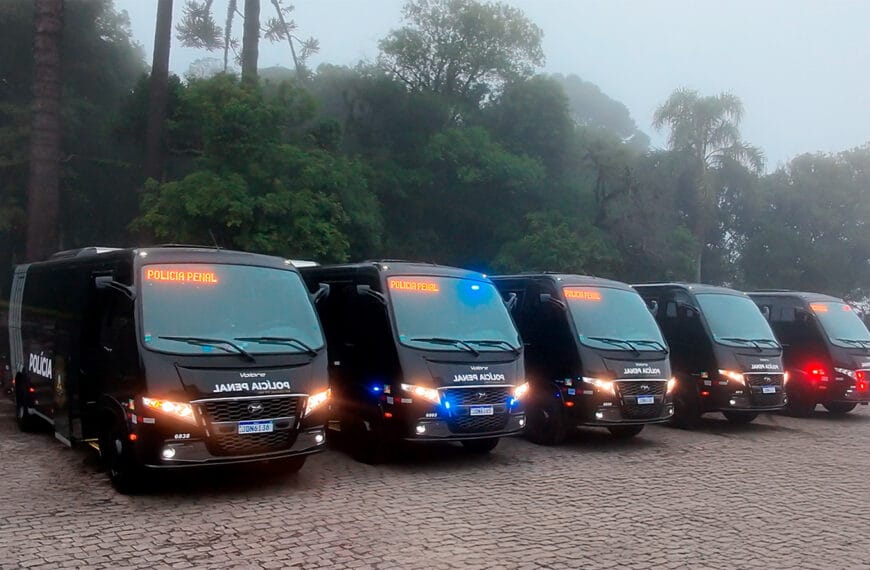 Volare entrega 49 micro-ônibus ao Governo do Rio Grande do Sul