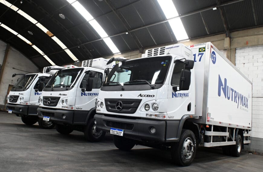 Nutrymax renova frota com 100 caminhões Mercedes-Benz e reforça parceria de longa data com a marca