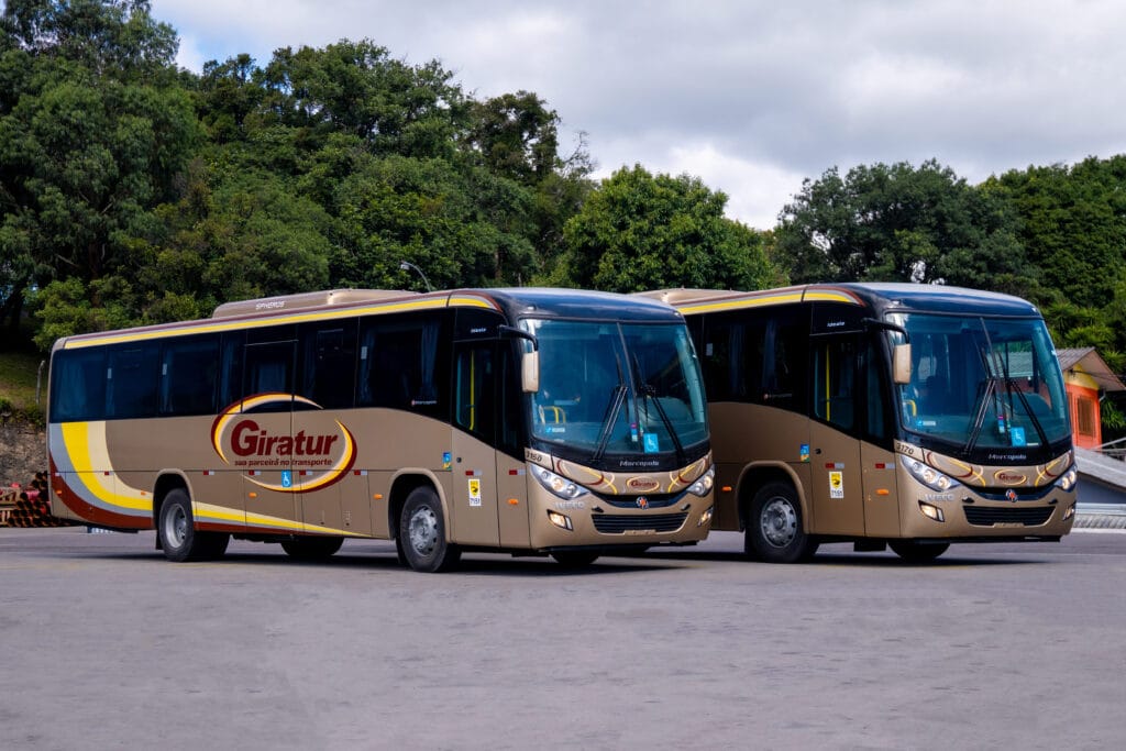 Viação Giratur amplia frota com cinco novos ônibus Iveco 1 BUS 17 280 Giratur 1