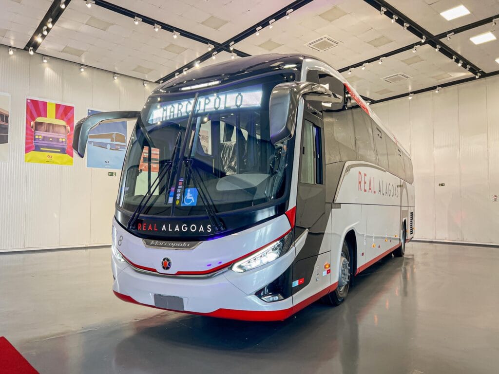 Real Alagoas recebe quatro novos ônibus com padrão elevado de conforto e tecnologia 2 Real Alagoas recebe quatro novos ônibus com padrão elevado de conforto e tecnologia