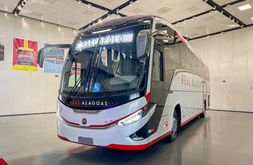 Real Alagoas recebe quatro novos ônibus com padrão elevado de conforto e tecnologia
