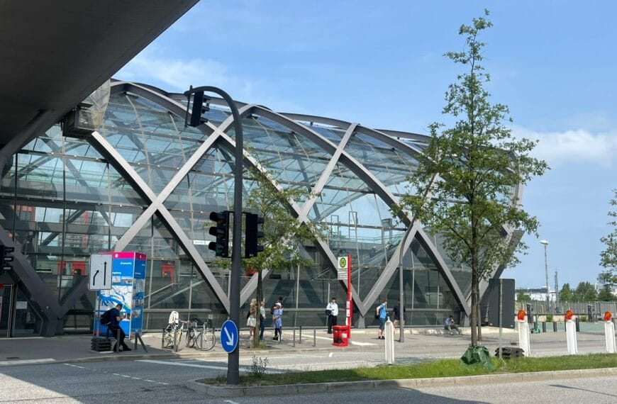 Hamburgo acelera transição para transporte público 100% elétrico até 2030