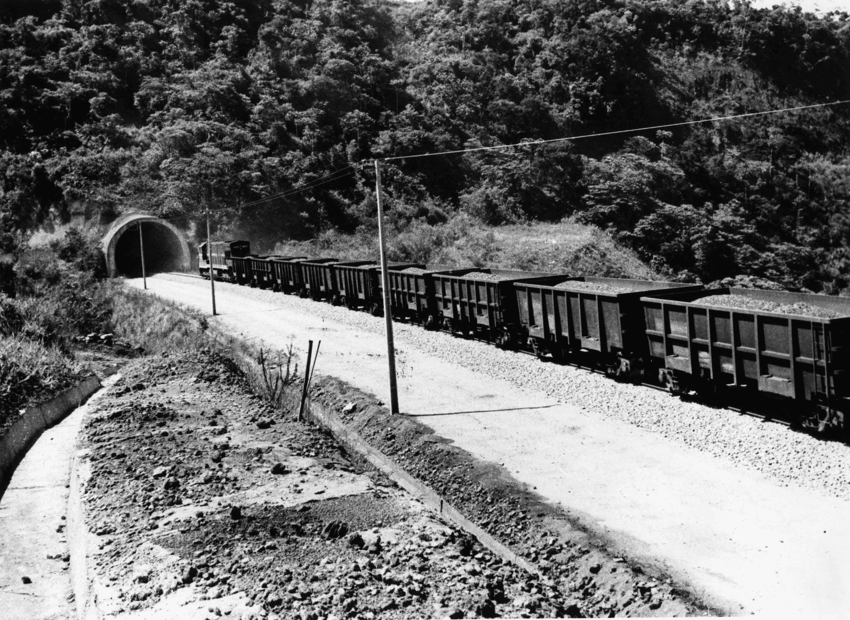 Fundação trabalha para a preservação de registros históricos do transporte no Brasil