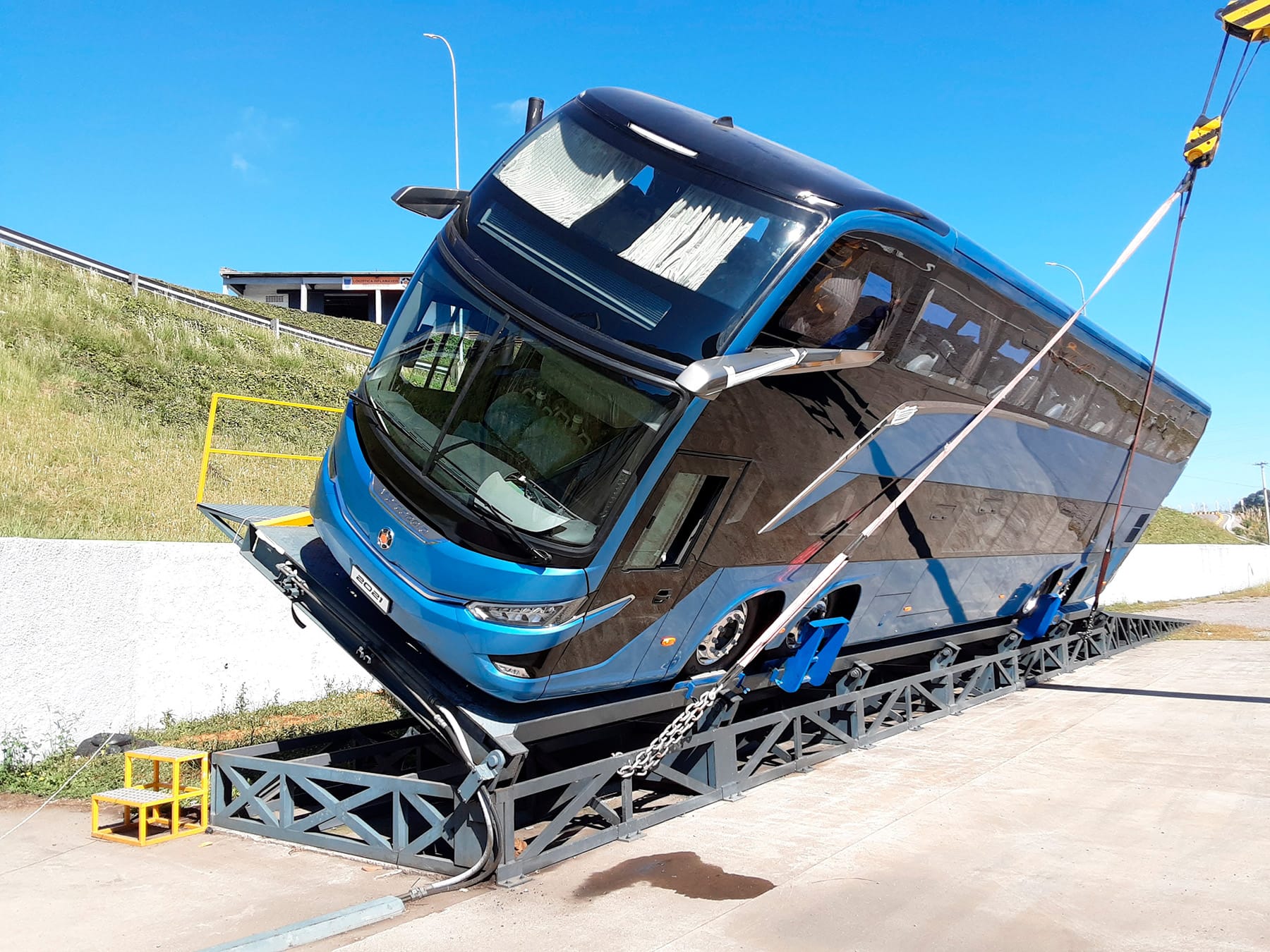 Marcopolo recebe acreditação do Inmetro para laboratório de testes