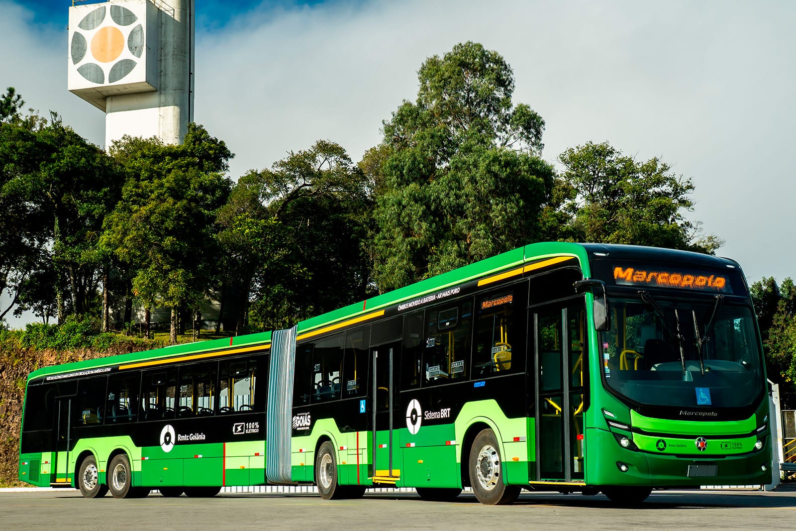 Marcopolo entrega ônibus elétricos Attivi Express ao Consórcio BRT de Goiânia