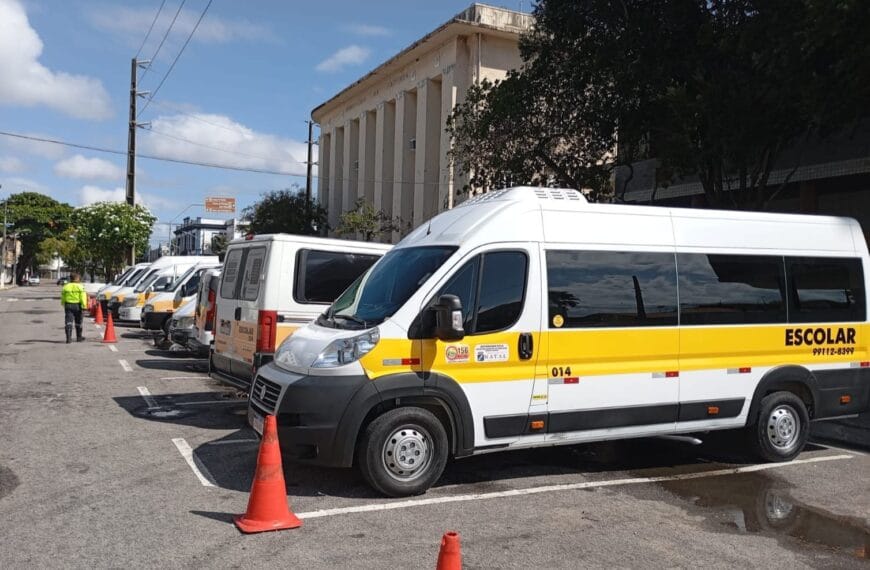 STTU realiza operação para vistoriar veículos escolares em Natal