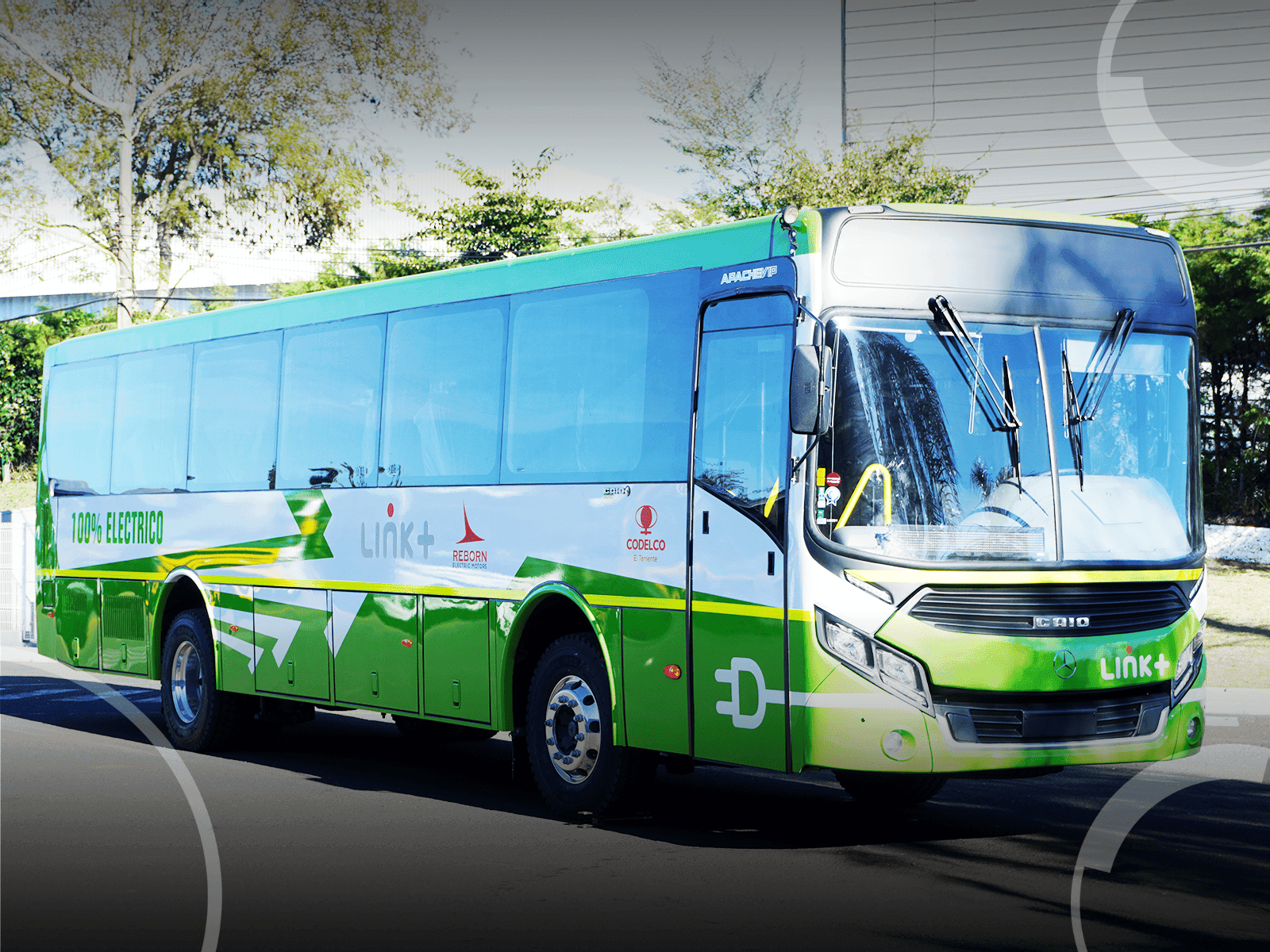 Caio fabrica 11 ônibus preparados para eletrificação com estrutura em inox para o Chile