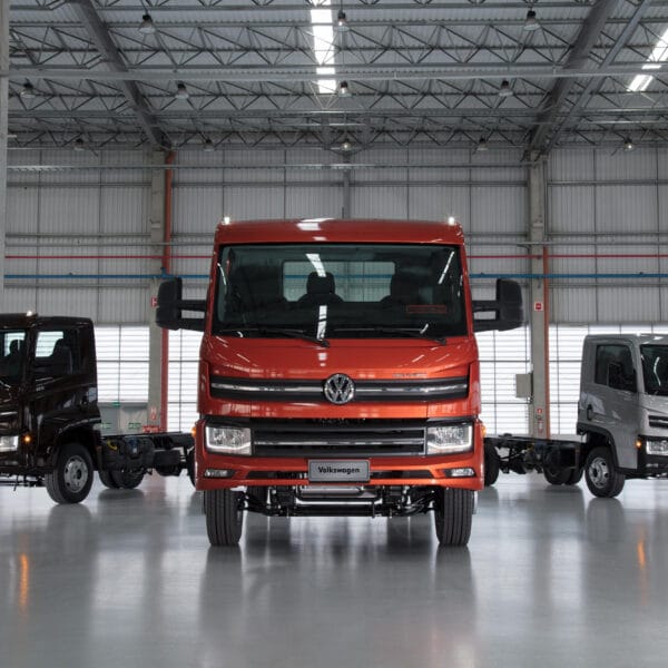 Estudo da CNT revela que caminhões podem rodar mais de 100 mil km por ano no Brasil