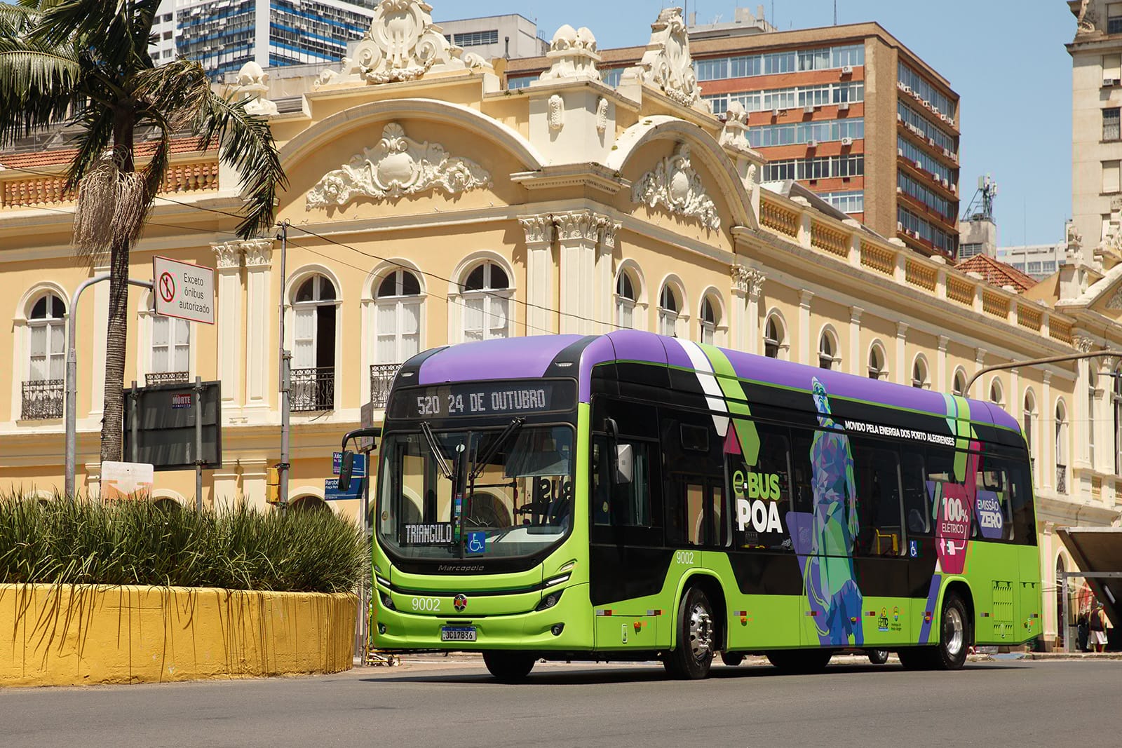 Marcopolo Attivi Integral completa um ano de operação em Porto Alegre