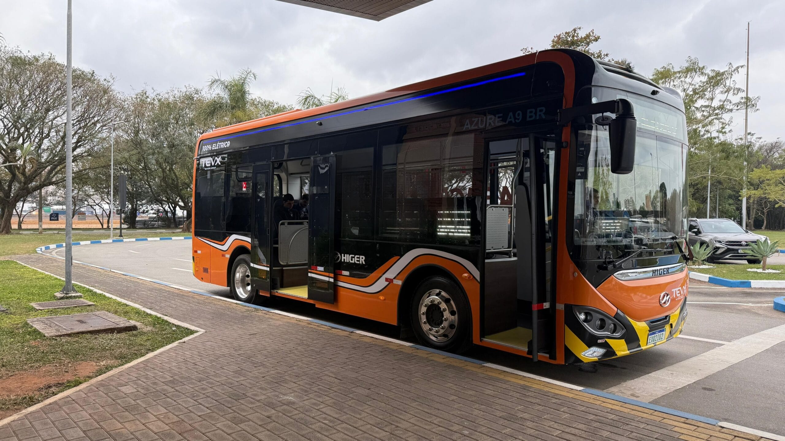 Viação Pêssego inicia testes com ônibus elétrico em São Paulo