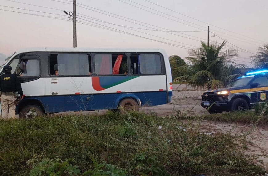 PRF flagra problemas com dois ônibus em quatro dias no RN