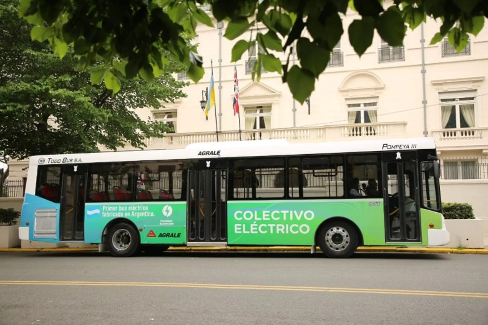 Agrale confirma produção de 50 ônibus elétricos para Buenos Aires com tecnologia britânica e argentina