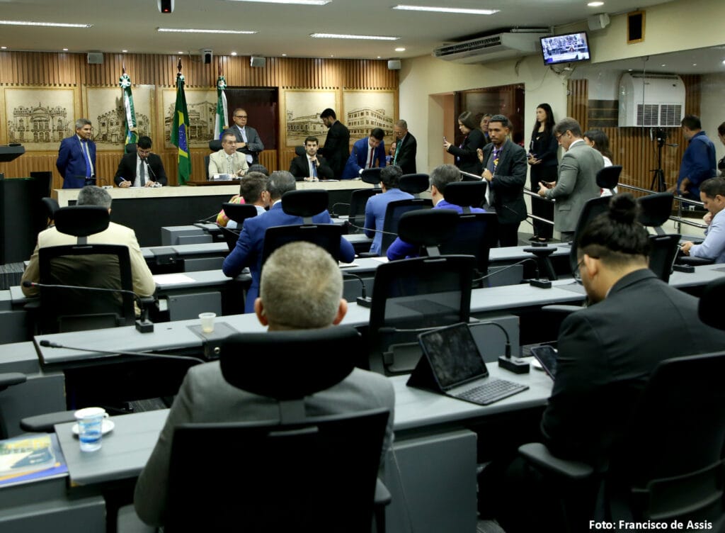 Plenário da Câmara de Natal aprova projetos que viabilizam licitação do transporte público 6 Plenário da Câmara de Natal aprova projetos que viabilizam licitação do transporte público