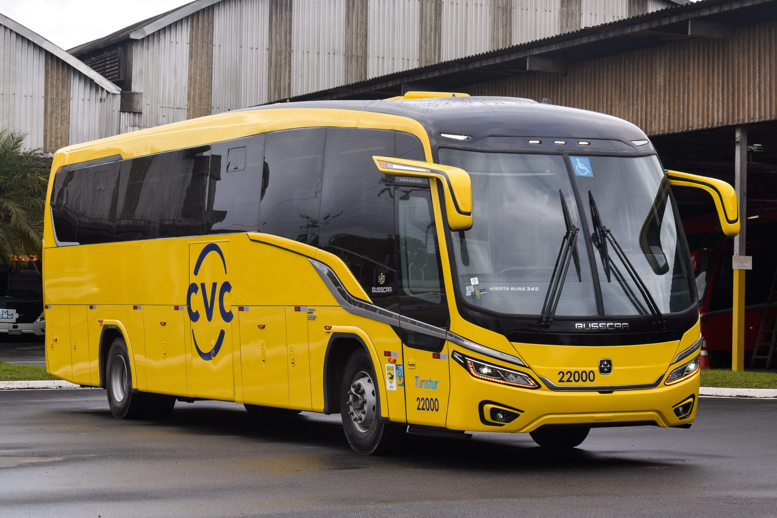 Turistur incorpora novo ônibus Busscar Vissta Buss 345 à frota em Gramado