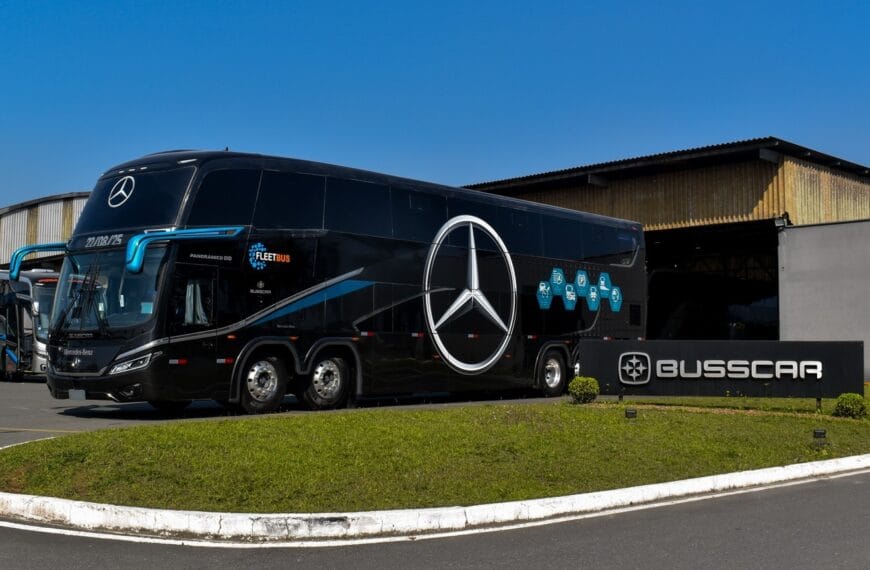 Mercedes-Benz amplia frota de demonstração de seus produtos com ônibus Busscar