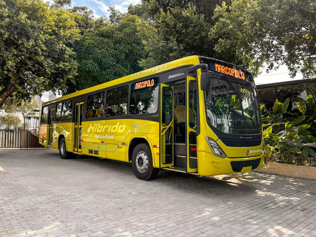 Marcopolo apresenta protótipo de ônibus híbrido elétrico/etanol durante a COP30 3 Marcopolo apresenta protótipo de ônibus híbrido elétrico/etanol durante a COP30
