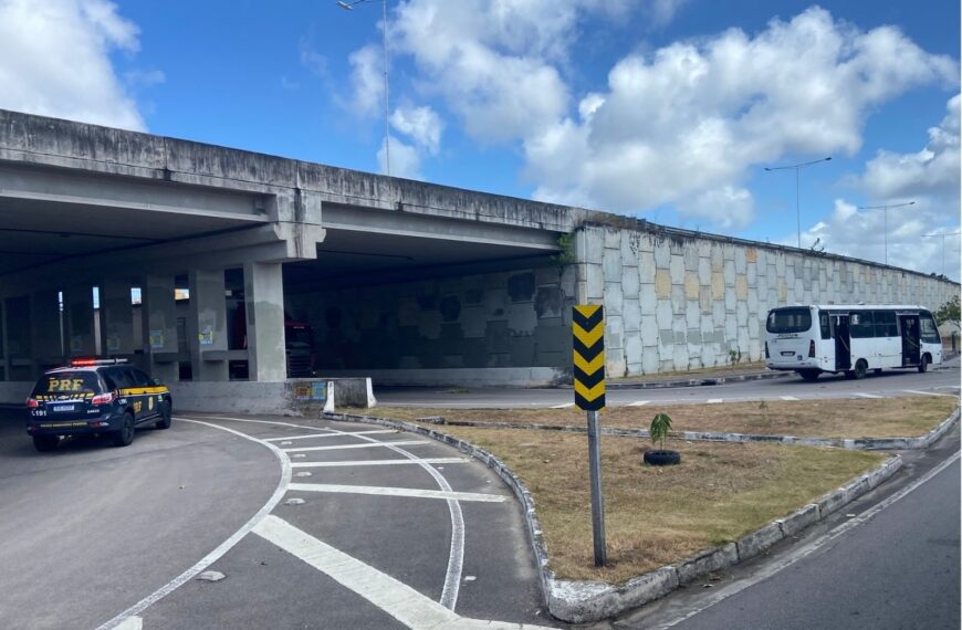 Educação no discurso, ônibus no abandono: o contrassenso da mobilidade urbana em Parnamirim