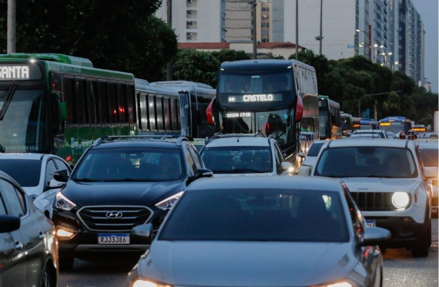 O trânsito caótico do Brasil - e o que ele diz sobre a mobilidade urbana