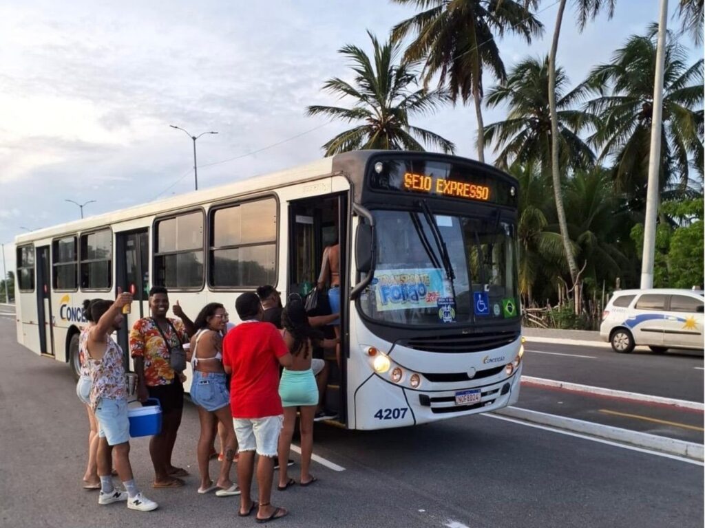 Transporte gratuito no Carnaval de Natal 2026 conta com 963 viagens extras e novas linhas especiais