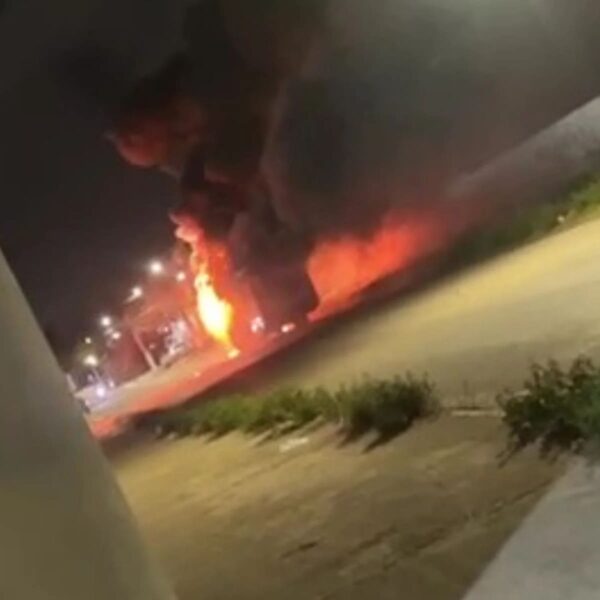Dois ônibus são incendiados em Natal nesta terça-feira