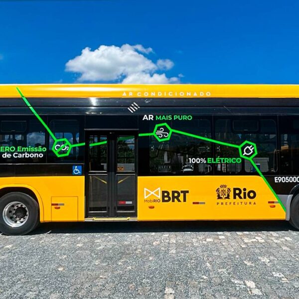 Marcopolo testa ônibus elétrico Attivi Integral no sistema BRT do Rio de Janeiro