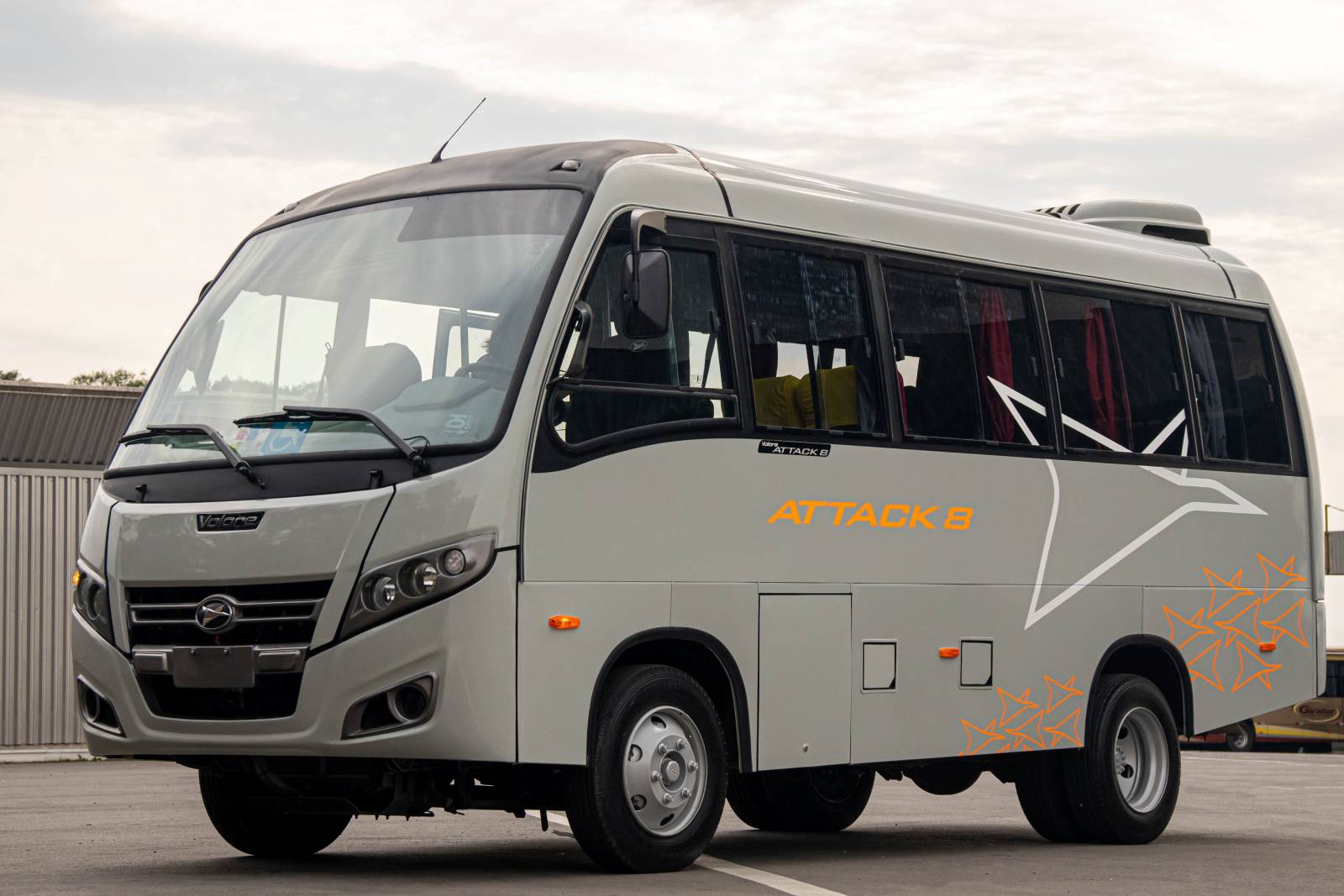 Volare destaca desempenho do Attack 8 Robust em aplicações severas no agronegócio e fretamento