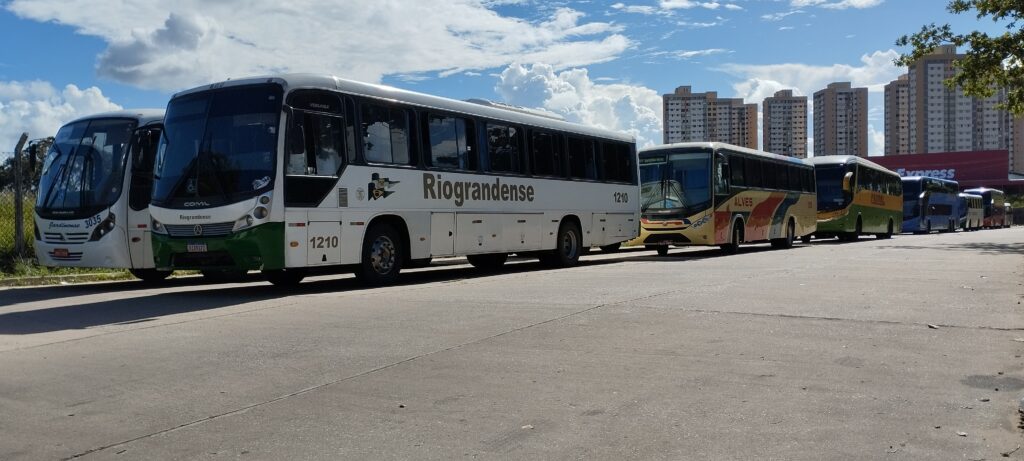 Paralisação é suspensa e ônibus intermunicipais voltam a circular na Grande Natal.