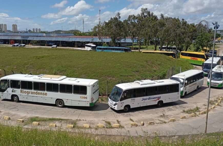 Transporte intermunicipal do RN entra em colapso e paralisa linhas.