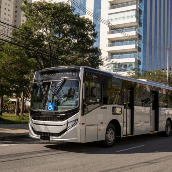 Banco Mercedes-Benz amplia crédito para renovação de frota no Move Brasil 2