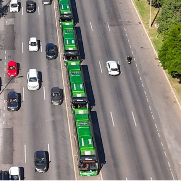 Distrito Federal recebe 85 ônibus 0 km, incluindo 45 modelos elétricos