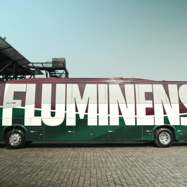 Viação 1001 renova parceria com Fluminense até 2028 e amplia presença no clube