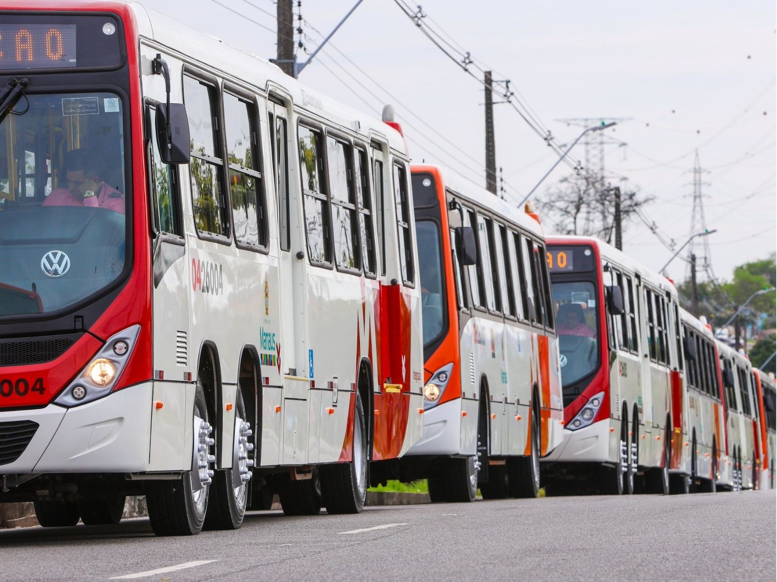 Greve de ônibus em Manaus pode paralisar toda a frota nesta segunda-feira (18)