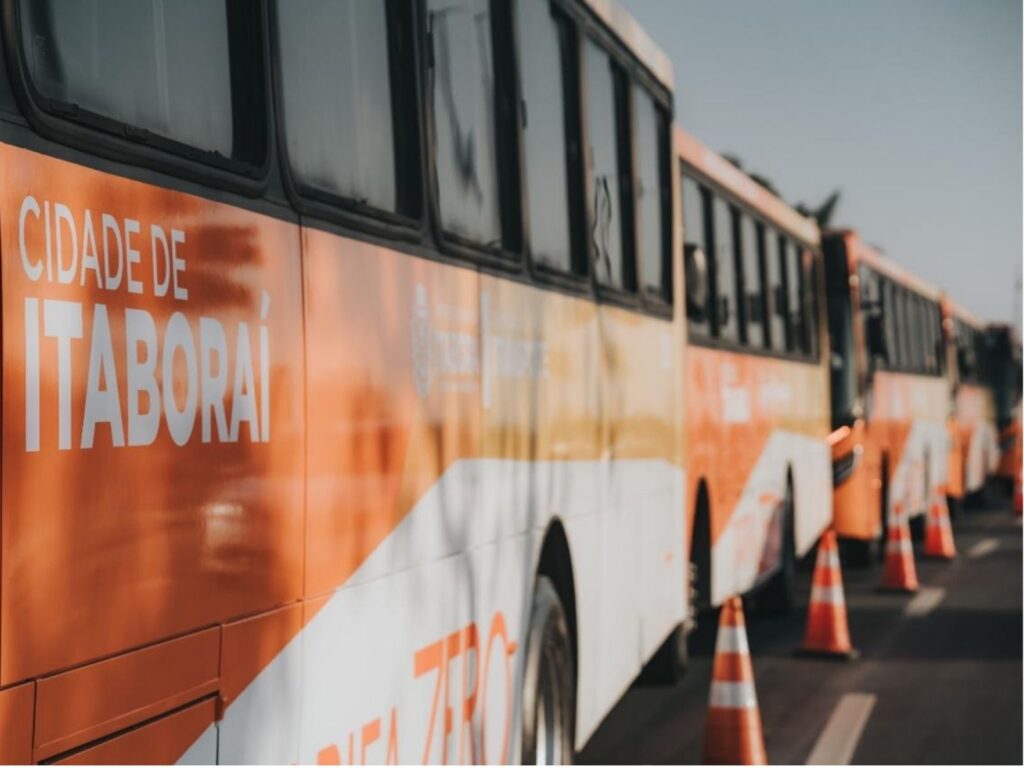 Itaboraí recebe 10 novos ônibus com tecnologia Euro 6 para o transporte urbano