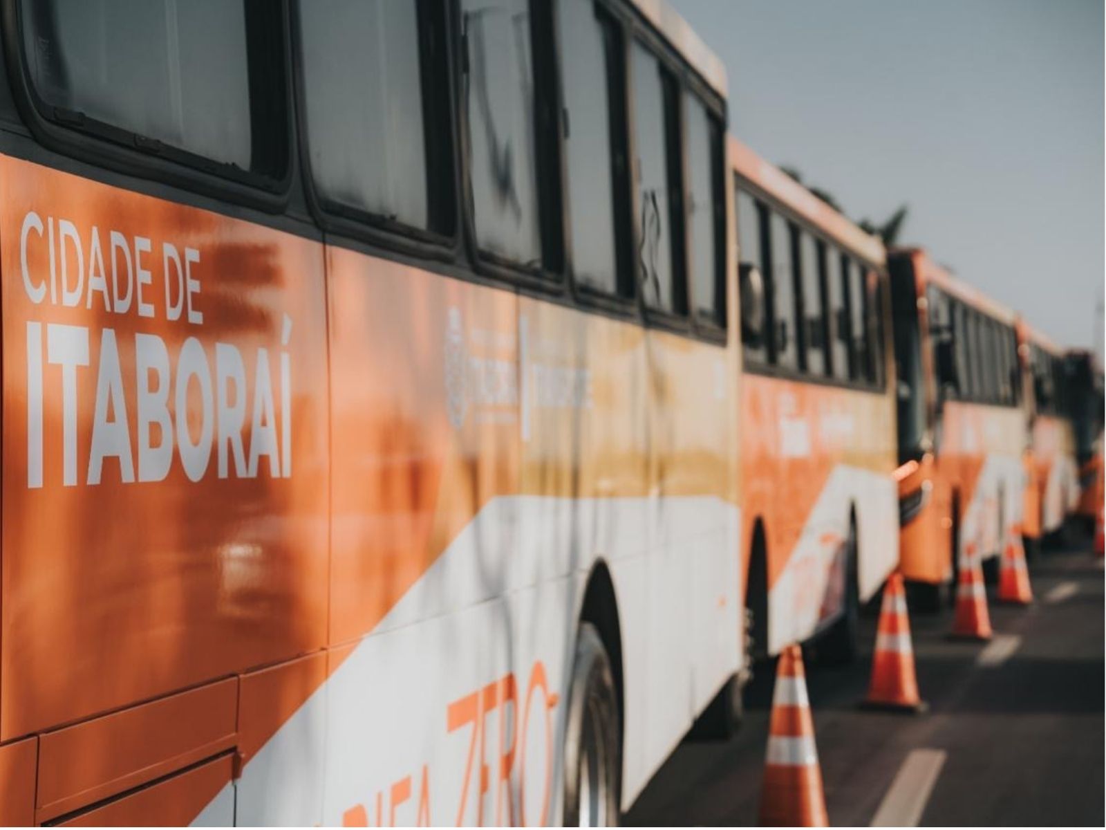 Itaboraí recebe 10 novos ônibus com tecnologia Euro 6 para o transporte urbano