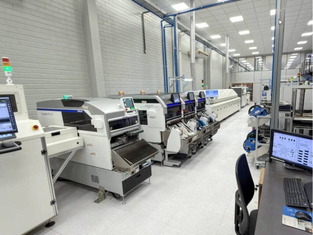 Luminator amplia fábrica no Brasil com nova linha de componentes eletrônicos