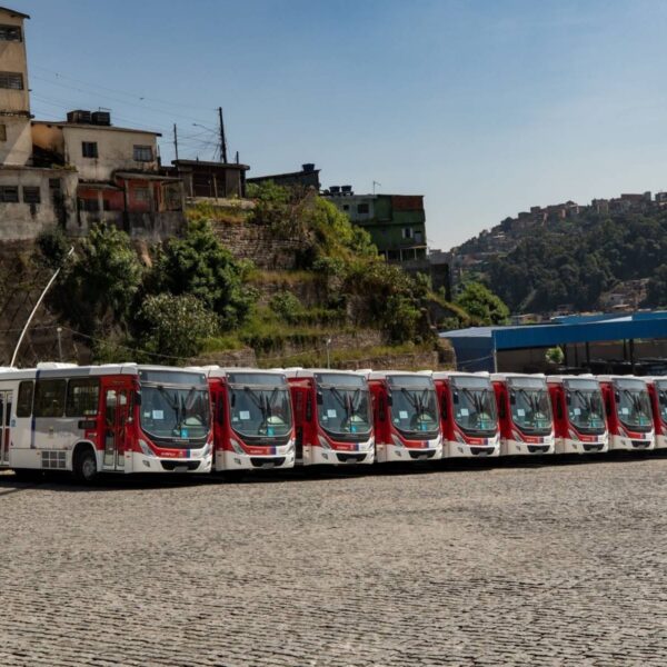 Marcopolo entrega 88 ônibus Torino para renovação de frota da Suzantur