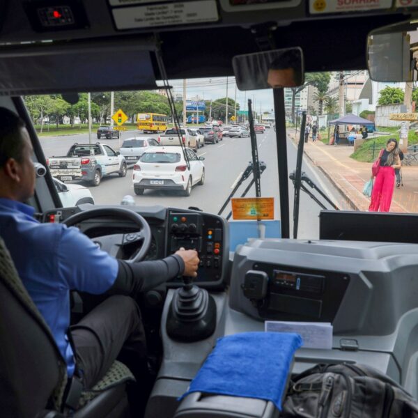 Nova PEC no Senado prevê flexibilização da escala 6×1 e inclui mudanças para o transporte