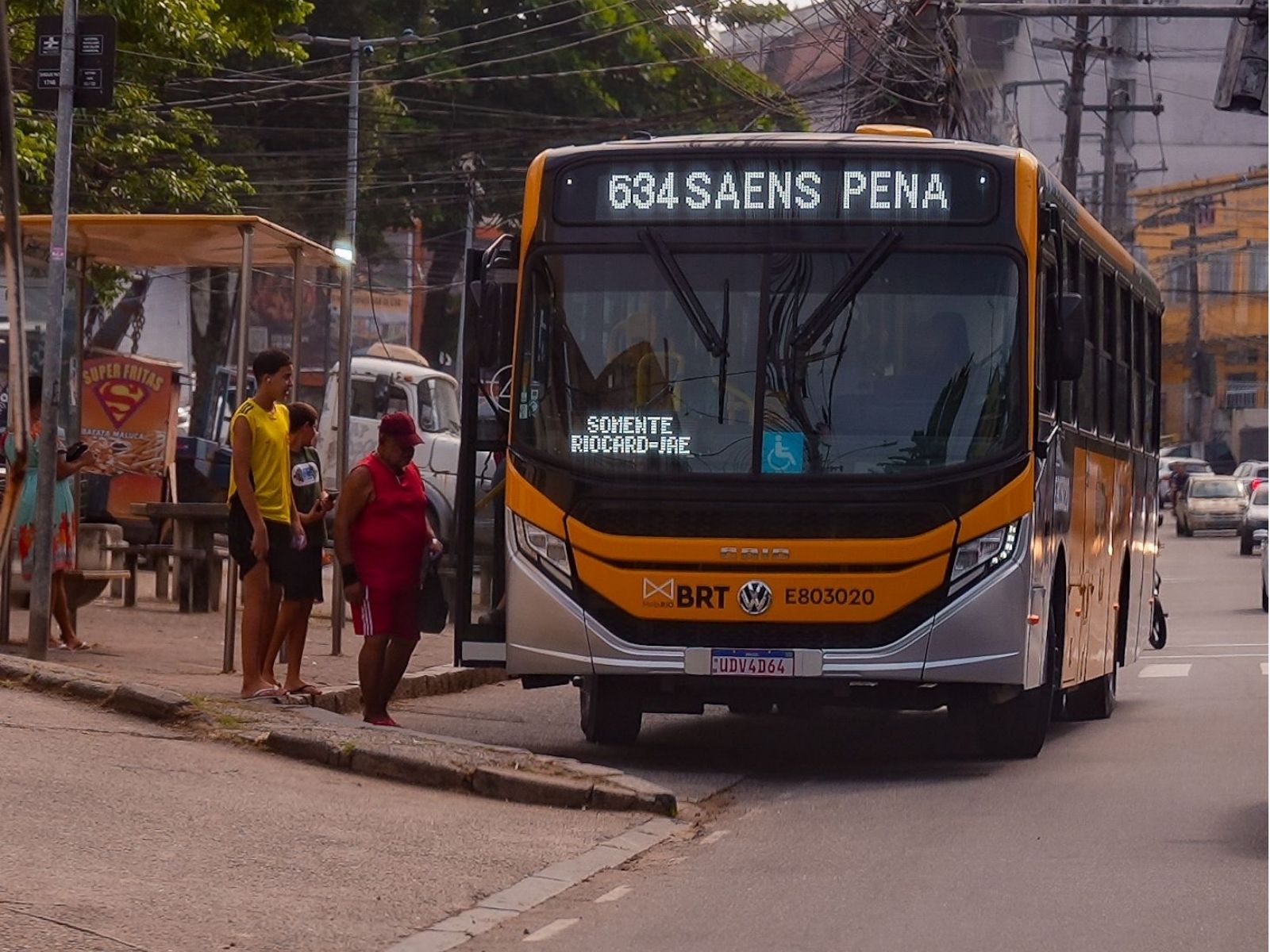 Rio inicia operação de ônibus sem pagamento em dinheiro na linha 634