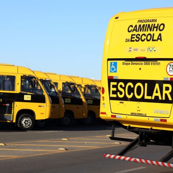 TCU suspende licitação do Caminho da Escola após apontar possível prejuízo de R$ 30 milhões