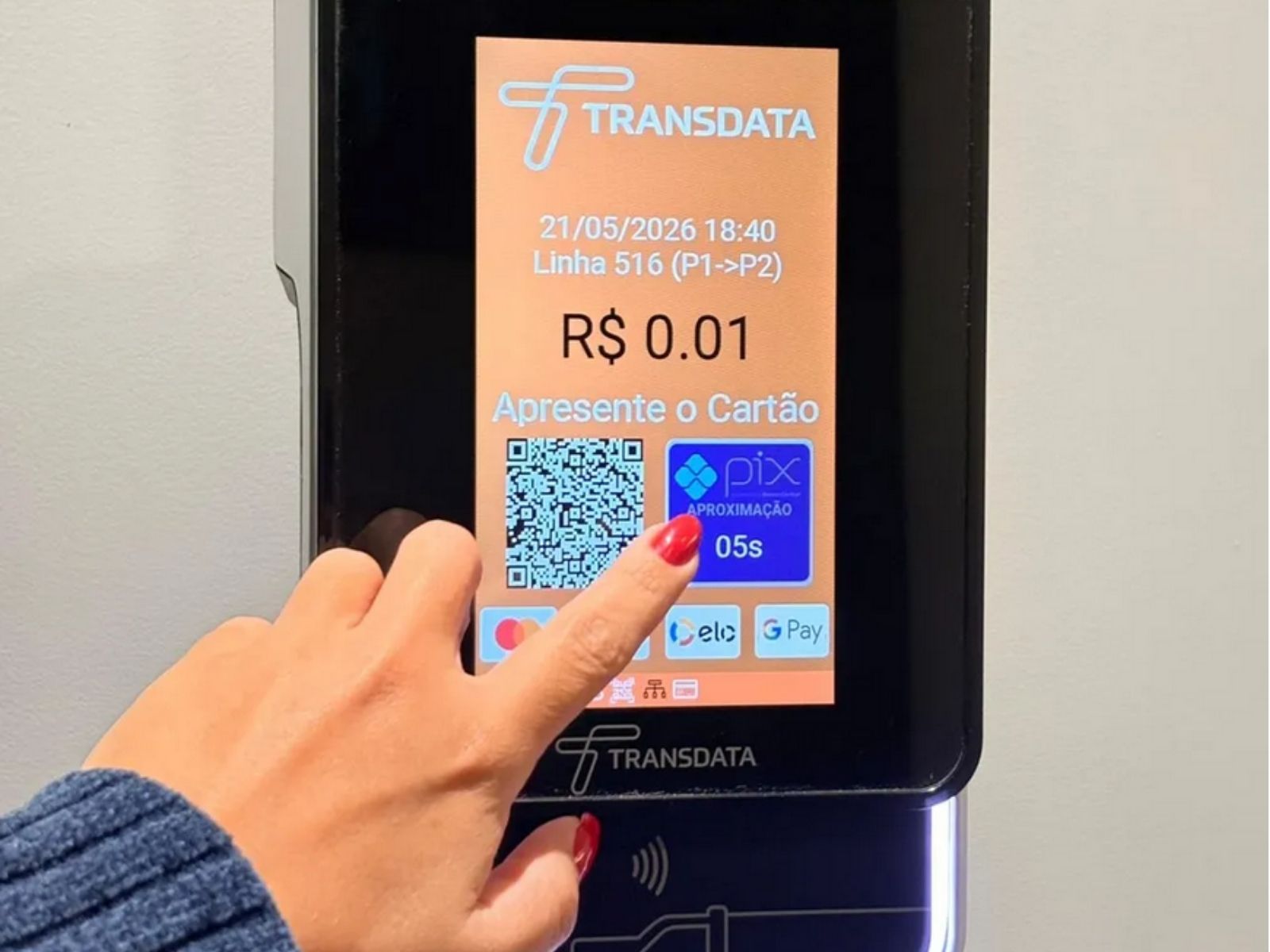 Transdata lança Pix por aproximação para pagamento no transporte coletivo