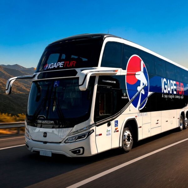 Busscar entrega ônibus Panorâmico DD NB1 para operações da IGAPETUR