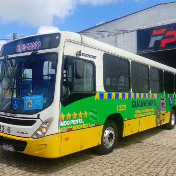 Guanabara coloca ônibus temático da Copa do Mundo em circulação nas linhas urbanas de Natal