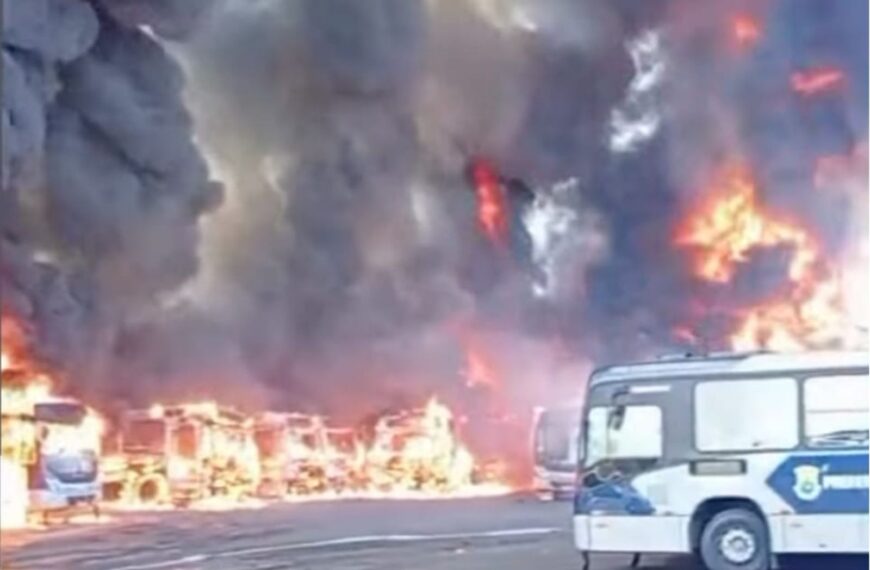 Incêndio atinge garagem da Viação Anchieta em Belo Horizonte e destrói cerca de 20 ônibus