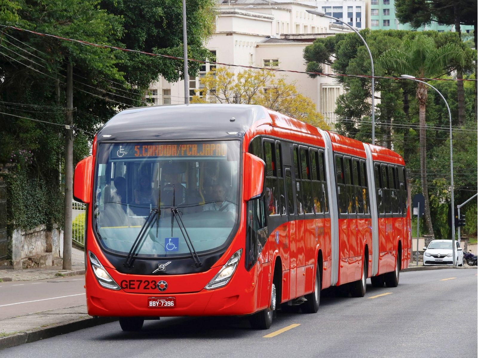 Justiça nega pedido de empresas e mantém andamento da licitação do transporte de Curitiba