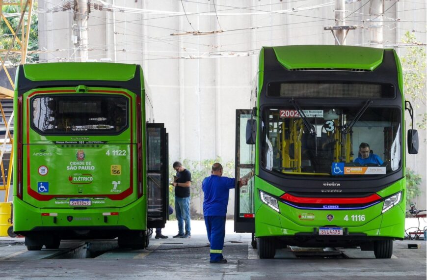 Mercado de ônibus elétricos cresce 12% em 2026 e mantém disputa entre BYD, Eletra e Caio