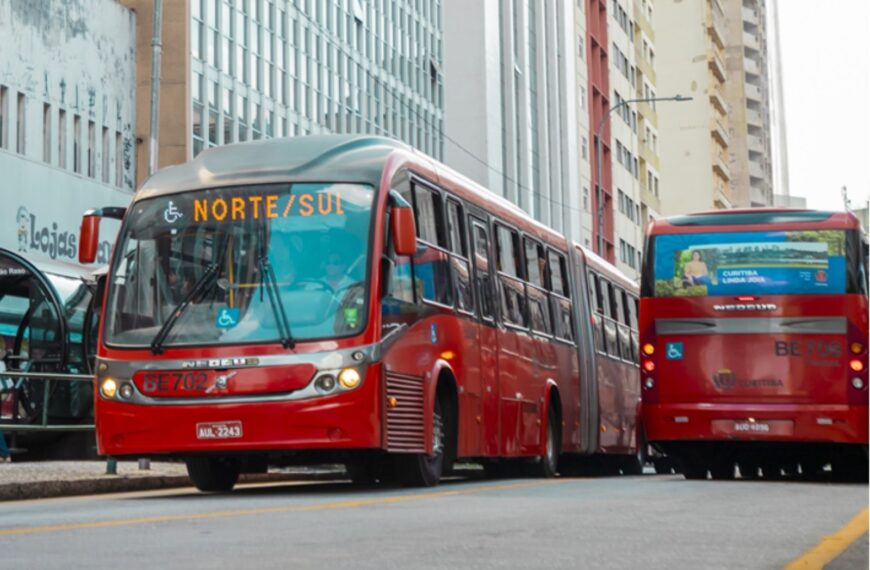 Ministério Público recomenda suspensão da licitação de ônibus de Curitiba até audiência judicial
