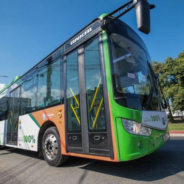 Praia Grande inicia testes com ônibus elétricos e avalia futuro da frota municipal