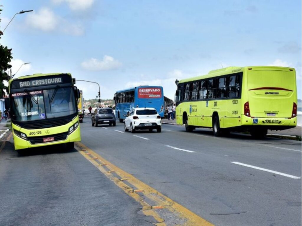 Assaltos a ônibus caem 26,2% na Grande São Luís, mas passageiros e motoristas ainda relatam insegurança