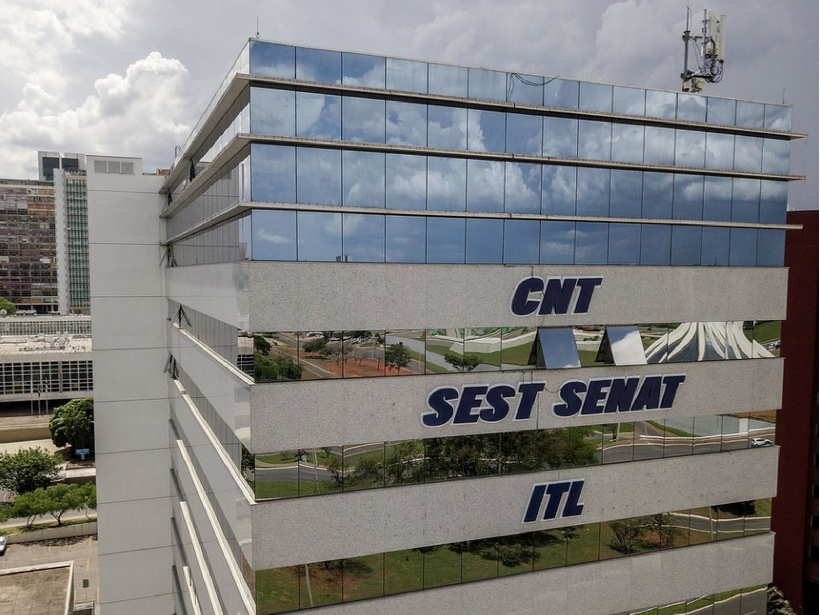 Fórum CNT reunirá presidenciáveis para discutir propostas para o transporte em agosto