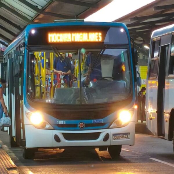 Justiça autoriza retorno de 50 ônibus ao transporte coletivo de Rio Branco